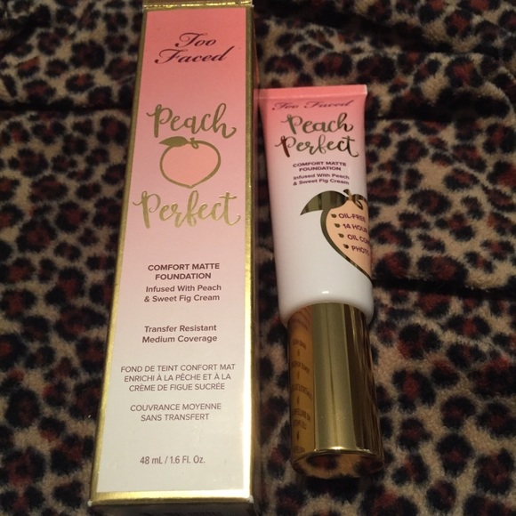 TOO FACED PEACH PERFECT MATTE FOUNDATION - Picture 4 of 7